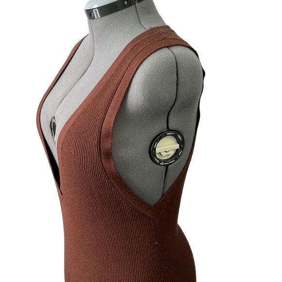 Anthropologie Daily Practice v neck sleeveless maxi sweater dress size medium - Picture 3 of 5